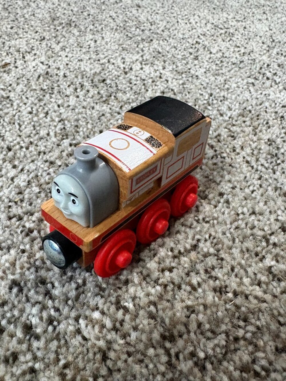 Thomas Friends Wood Stanley FHM31 Wooden Train 2018